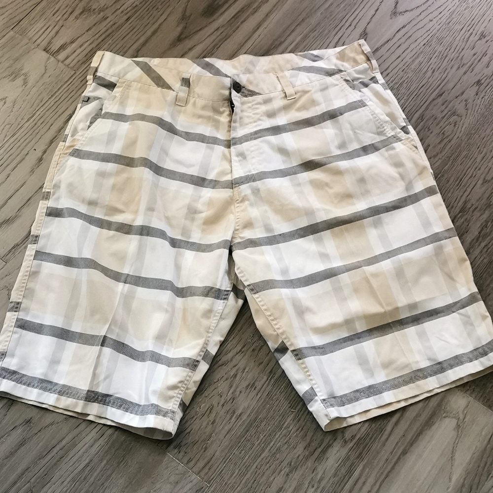 Element Men's Board shorts. Size 38. EUC